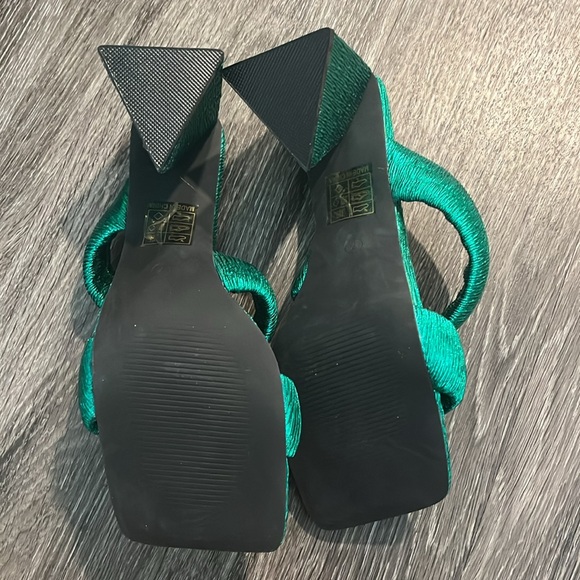 Mules - Picture 5 of 6